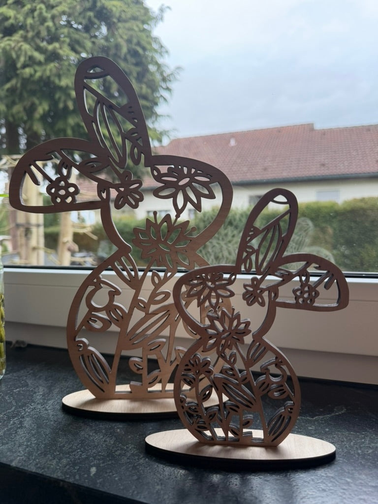 Dekorativer Holz-Osterhase – Transparente Silhouette mit Standfuß - verschiedene Höhen